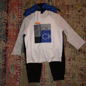 Calvin Klein 2T clothing set